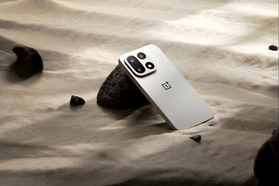 oneplus 15 display