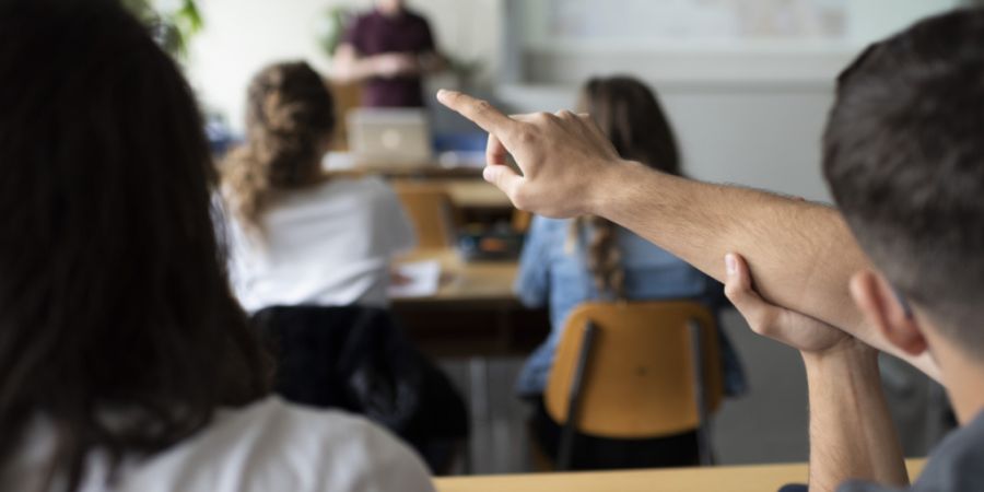 Der Solothurner Kantonsrat hat das Globalbudget «Mittelschulbildung» leicht reduziert - ein grosser Kürzungsantrag der Finanzkommission hatte hingegen keine Chance. (Symbolbild)