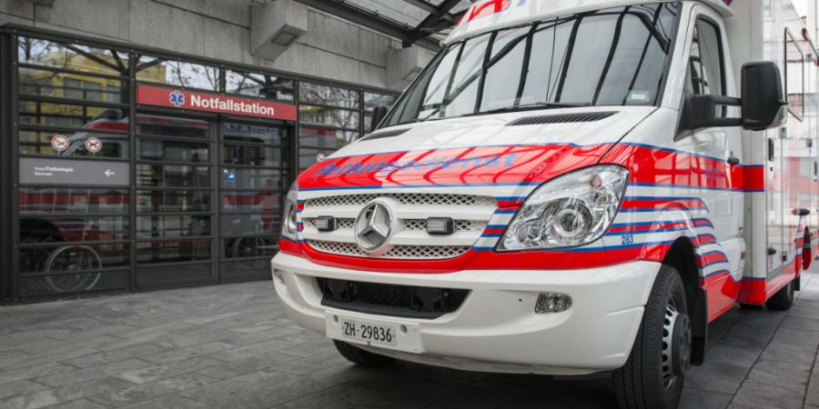 Jeden Winter kommt es nach sturz- und unfallbedingten Verletzungen zu rund 22'000 Notfallhospitalisierungen. Das sind 9 Prozent mehr als im Rest des Jahres. (Symbolbild)