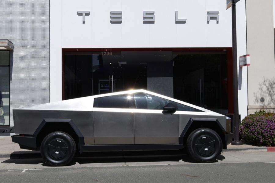 Tesla Cybertruck