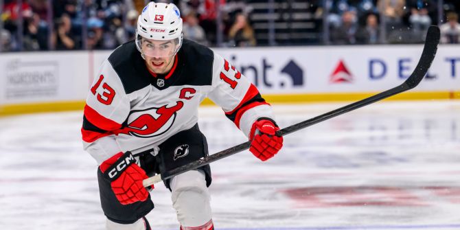 Nico Hischier NHL