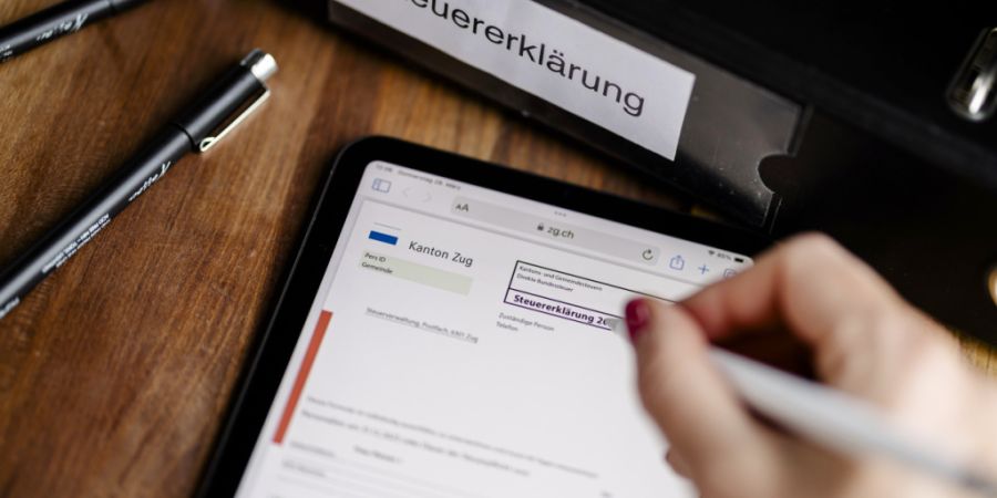 Die Stimmberechtigten von Risch ZG zahlen 2027 tiefere Steuern. (Symbolbild)