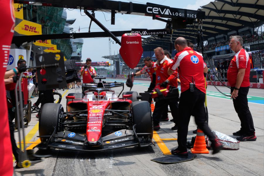 Formel 1 Malaysia Leclerc