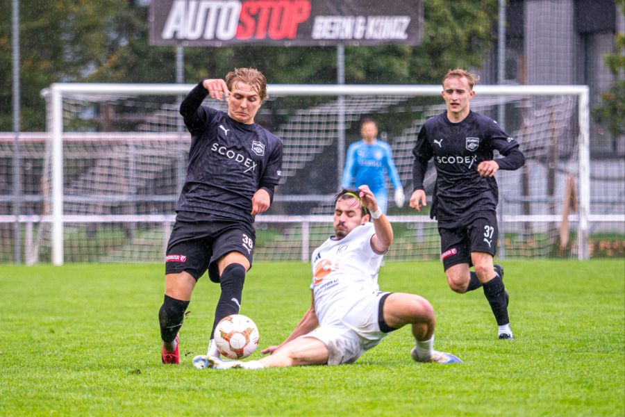 Bajinovic (Köniz, links) gegen Gajic (Allschwil).