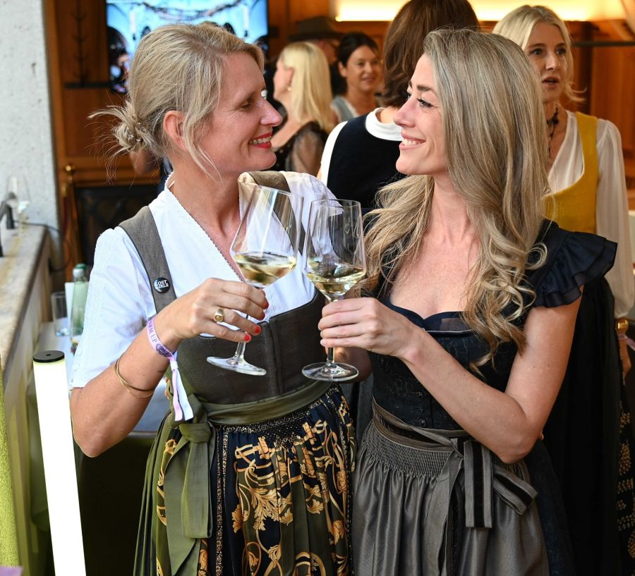 Auch der Konsum von Wein, Champagner oder anderen Getränken nimmt an verschiedenen Oktoberfesten tendenziell zu.