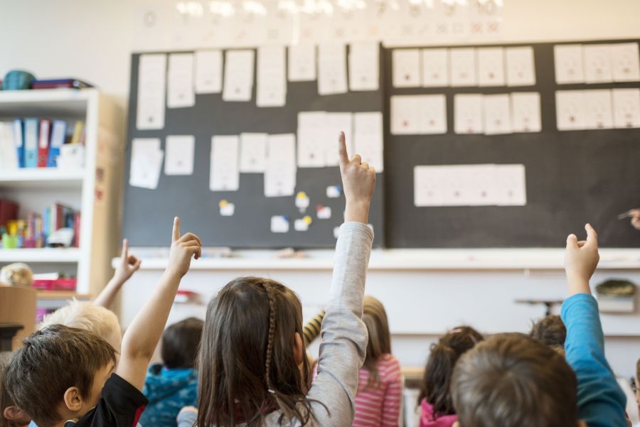 «Ich würde ein KI-Verbot in Schulen bis zur Oberstufe begrüssen», sagt Bildungspolitiker Alois Huber.