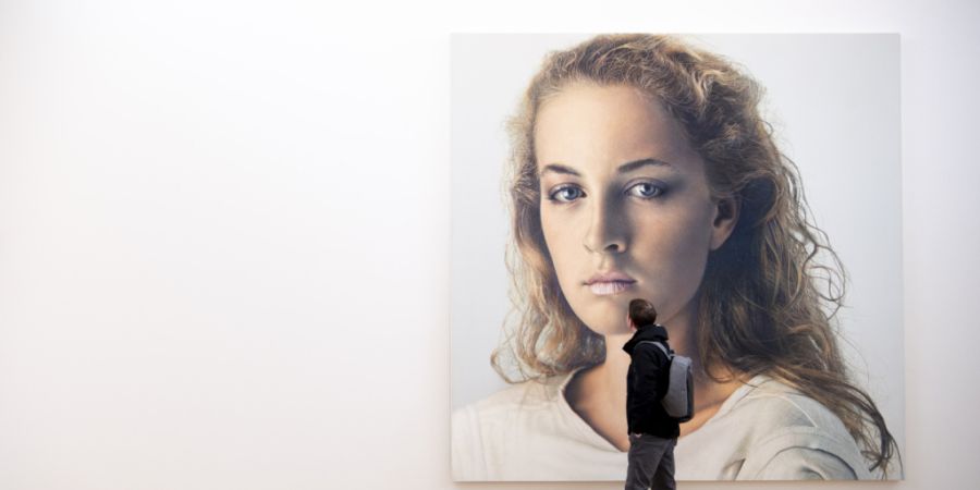 Bei Franz Gertsch lässt schon nur die präzise Darstellung der Haare staunen, wie hier im Gemälde «Johanna I» (1983-84) aus einer vergangenen Ausstellung. Johanna Dichand ist eine der...