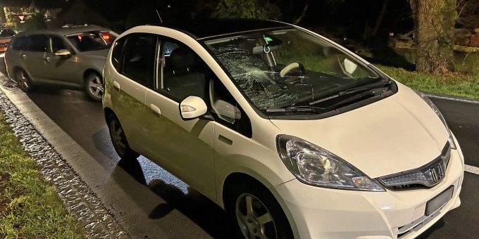 Herdern TG: Fussgängerin (44) von Auto angefahren. Herdern TG