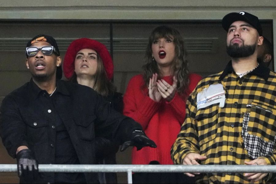 Taylor Swift Travis Kelce