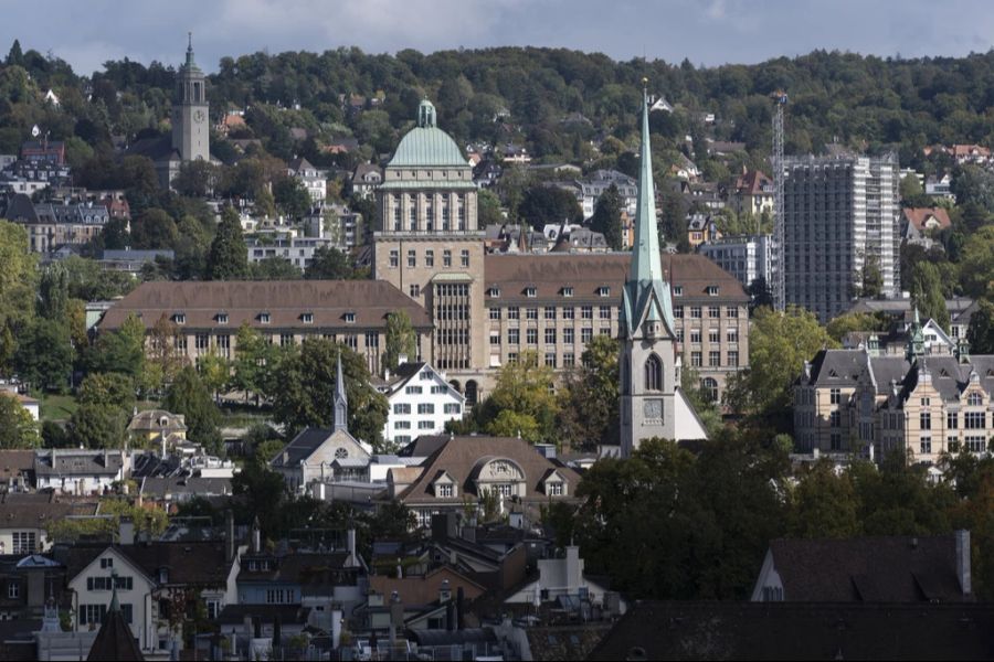 Studierende der Universität Zürich befinden sich oft auf Wohnungsnot.