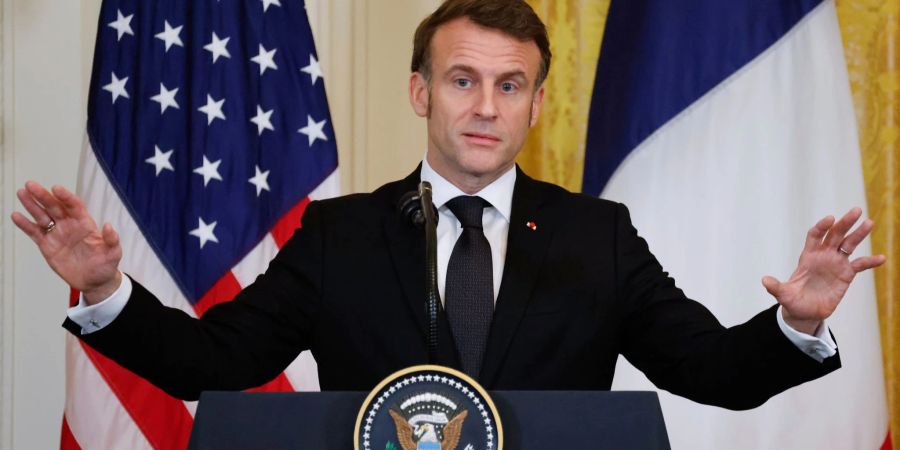 Frankreichs Staatschef Macron hält nach einem Gespräch mit US-Präsident Trump eine rasche Feuerpause in der Ukraine für möglich.