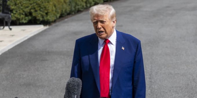 Zoll-Krieg - Trump droht China mit neuen Mega-Zöllen