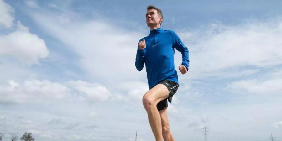 Marathon-Ass Arne Gabius beim Training. Foto: picture alliance / dpa