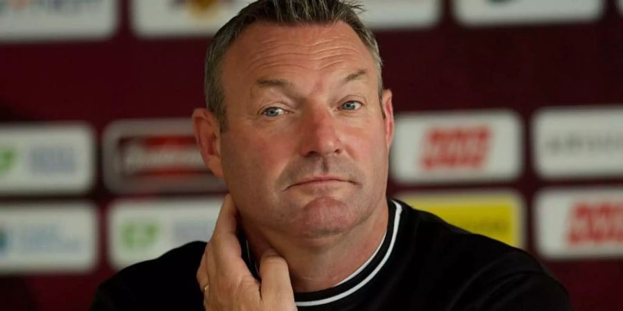 Zog nach rassistischen Äusserungen die Konsquenzen: Cincinnati-Coach Ron Jans. Foto: Filip Singer/EPA/dpa