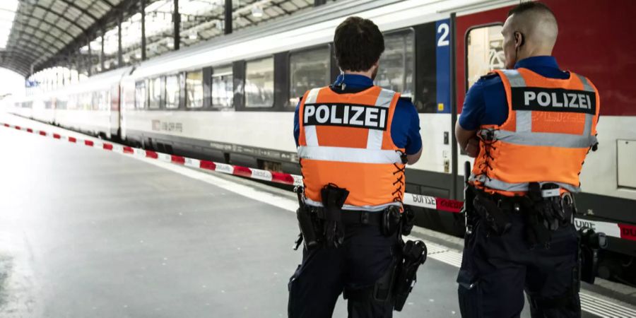 bahnhof