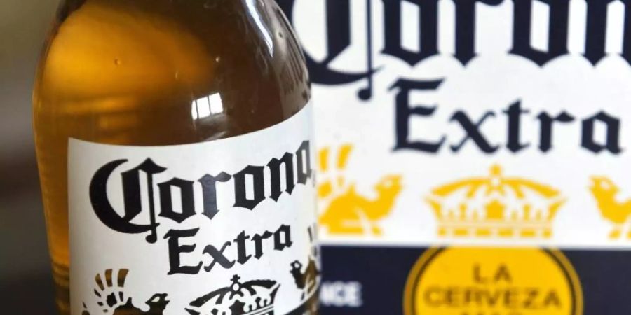 Der Hersteller der Biermarke «Corona» in Mexiko darf wie viele andere Unternehmen des Landes vorübergehend nicht weiter produzieren. Foto: Timo Jaakonaho/Lehtikuva/dpa