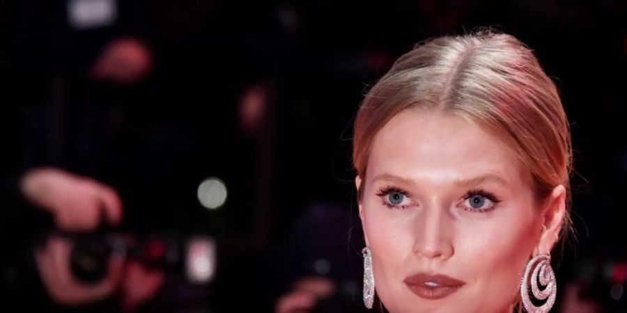 Model Toni Garrn