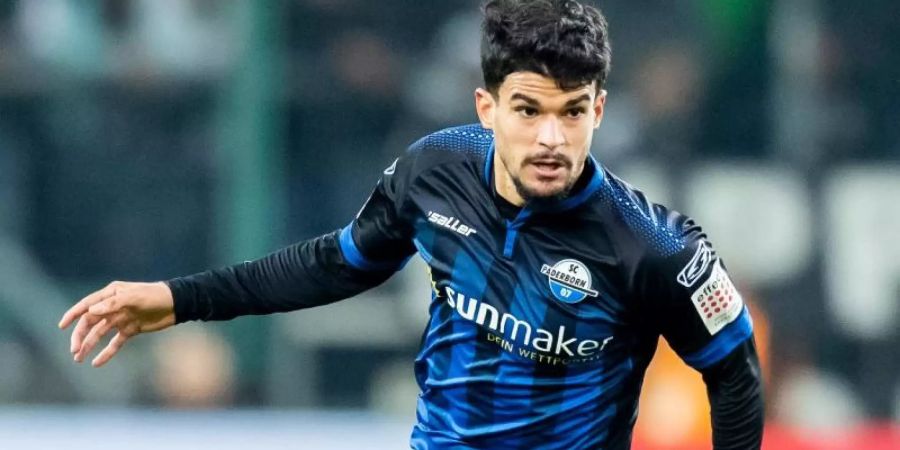 Wechselt nach Bulgarien zu Ludogorez Rasgrad: Paderborns Cauly Oliveira Souza. Foto: Marcel Kusch/dpa