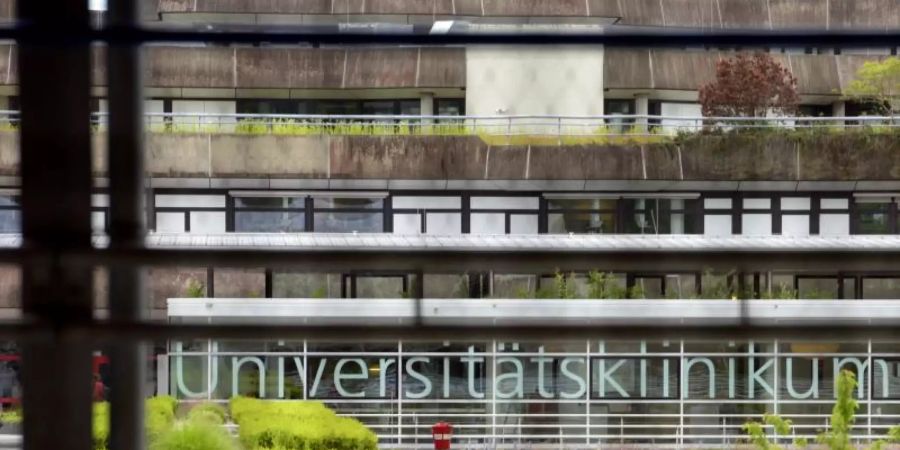 Die Staatsanwaltschaft geht nach eigenen Angaben weiter davon aus, dass jemand die Säuglinge in der Ulmer Uniklinik vergiften wollte. Foto: Stefan Puchner/dpa