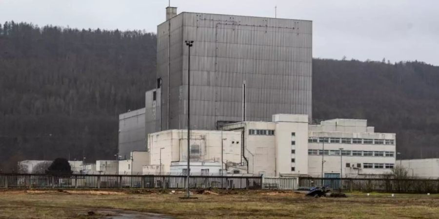 Aussenaufnahme vom ehemaligen Atomkraftwerk Würgassen. Foto: Swen Pförtner/dpa