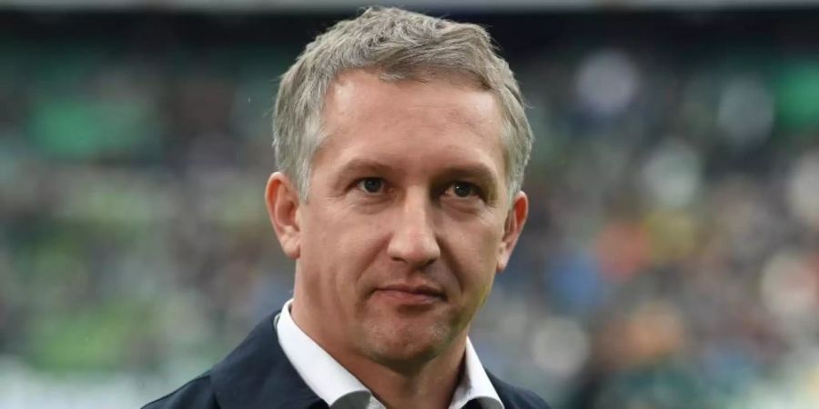 Werders Sport-Geschäftsführer Frank Baumann erlebt «schwierigste Phase». Foto: Carmen Jaspersen/dpa