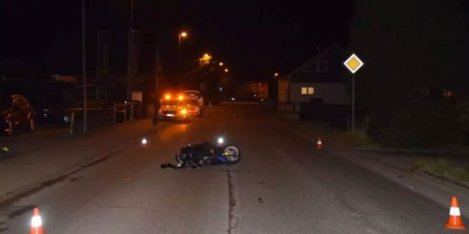 Die Rollerfahrerin wurde schwer verletzt. Unfall