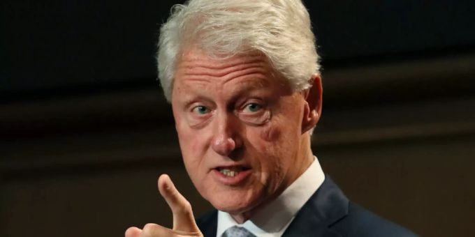 ARCHIV - Der ehemalige US-Präsident Bill Clinton bei einer Konferenz im irischen Dublin. Foto: Brian Lawless/PA Wire/dpa ARCHIV - Der ehemalige US-Präsident Bill Clinton bei einer Konferenz im irischen Dublin. Foto: Brian Lawless/PA Wire/dpa