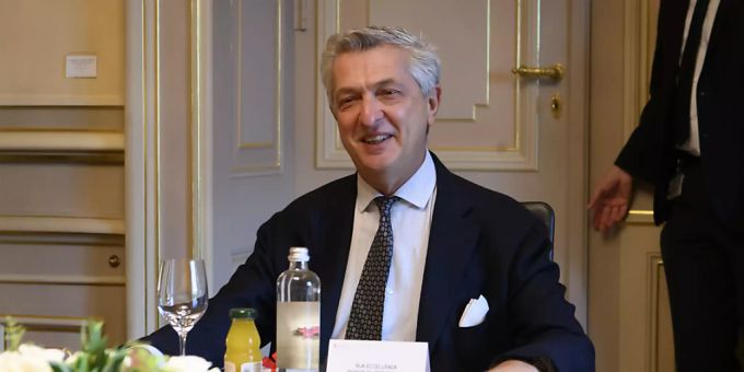 Der Uno-Hochkommissar für Flüchtlinge, Filippo Grandi, hält einen Sonderstatus für Klimaflüchtlinge nicht für zielführend. Der Begriff «Flüchtling» könne dadurch ausgehöhlt werden. (Archivbild) Der Uno-Hochkommissar für Flüchtlinge, Filippo Grandi, hält einen Sonderstatus für Klimaflüchtlinge nicht für zielführend. Der Begriff «Flüchtling» könne dadurch ausgehöhlt werden. (Archivbild)