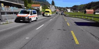 Unterwasser SG - Auffahrkollision zwischen zwei Autos