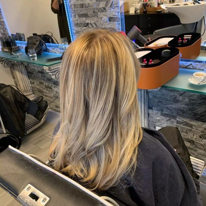 Der Family Coiffeur ist an der Rheinstrasse 24 in Embrach zu finden. Family Coiffeur