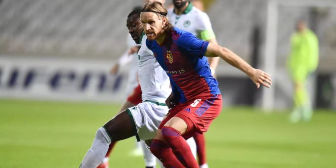 Michael Lang und der FC Basel holen auf Zypern einen Punkt. FC Basel