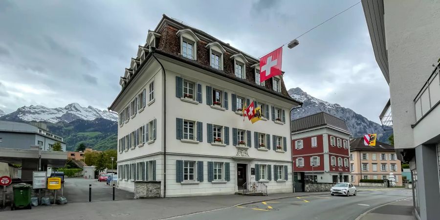 Das Gemeindehaus von Altdorf (UR).