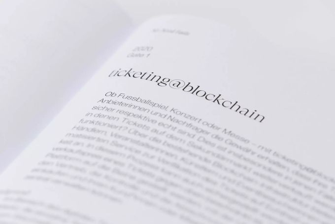 Der vollautomatisierte Tickethandel über die Blockchain hätte Gültigkeit und Echtheit von Tickets bestätigt, Weiterverkaufspreise nach oben beschränkt und vieles mehr, scheiterte aber nicht zuletzt an den «Spielregeln» in der Ticketbranche. Learning: In jeder Branche gelten eigene Regeln. Innovation