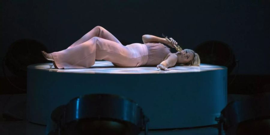 Helene Fischer mit Baby-Bauch.