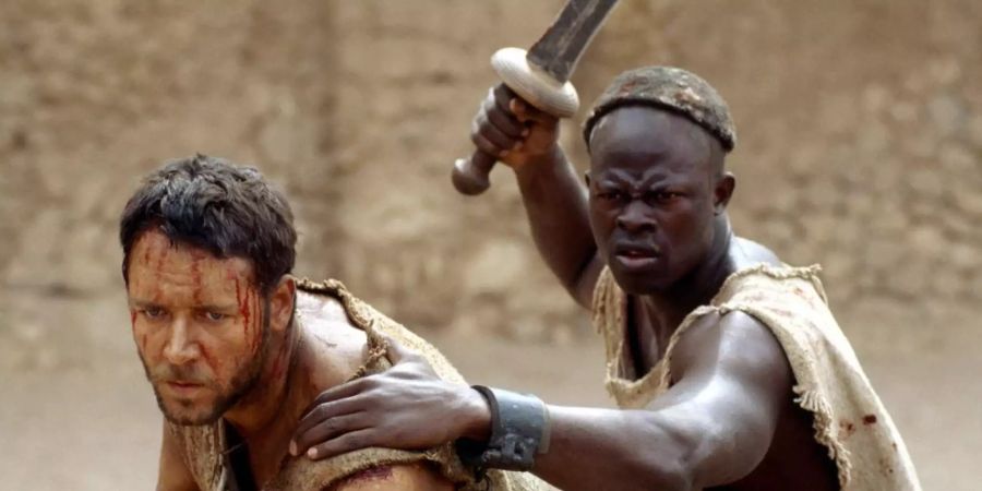 Russell Crowe (li.) und Djimon Hounsou in «Gladiator».