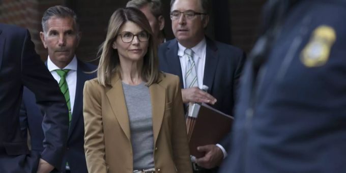Lori Loughlin ist bald wieder im TV zu sehen. Lori Loughlin