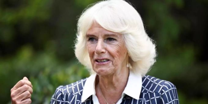 Herzogin Camilla setzt sich für Aufklärung in Sachen Osteoporose ein. Foto: Henry Nicholls/PA Wire/dpa Herzogin Camilla setzt sich für Aufklärung in Sachen Osteoporose ein. Foto: Henry Nicholls/PA Wire/dpa