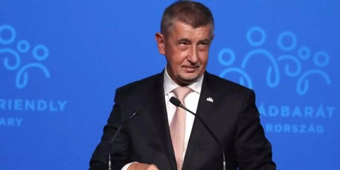 Tschechiens Ministerpräsident Andrej Babis ist von den Enthüllungen der «Pandora Papers» betroffen. Foto: Laszlo Balogh/AP/dpa/Symbolbild Tschechiens Ministerpräsident Andrej Babis ist von den Enthüllungen der «Pandora Papers» betroffen. Foto: Laszlo Balogh/AP/dpa/Symbolbild
