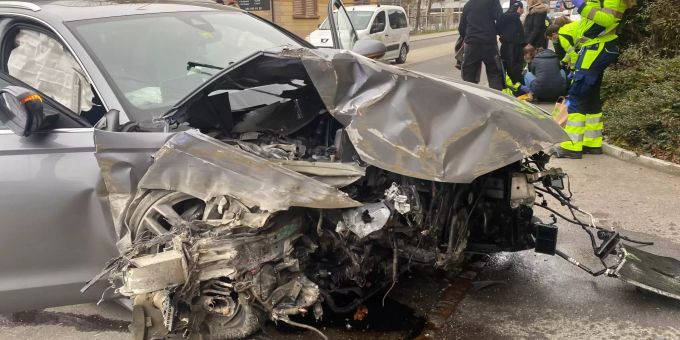 Am Auto entstand Totalschaden. Unfall