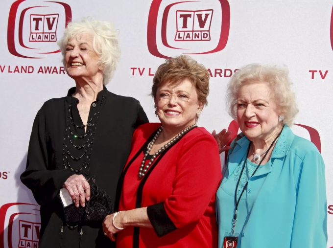 Die US-Schauspielerinnen Bea Arthur, Rue McClanahan und Betty White aus der Serie «Golden Girls». Betty White