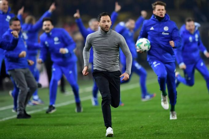 Domenico Tedesco zu seiner Amtszeit bei Schake. Domenico Tedesco