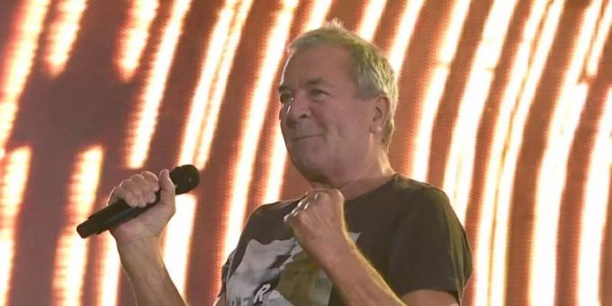 Ian Gillan und die britische Rockband Deep Purple wollen 2022 in Deutschland auftreten. Foto: Václav álek/CTK/dpa Ian Gillan und die britische Rockband Deep Purple wollen 2022 in Deutschland auftreten. Foto: Václav álek/CTK/dpa