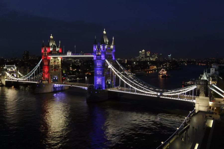 Tower Bridge