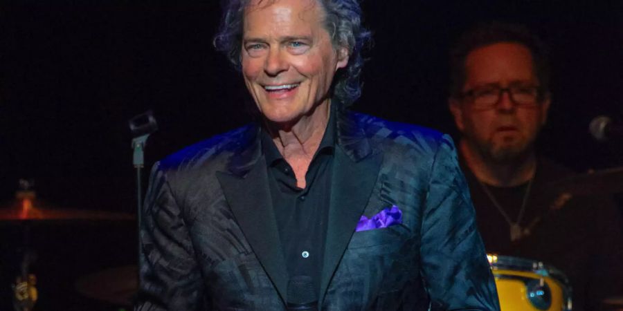B.J Thomas