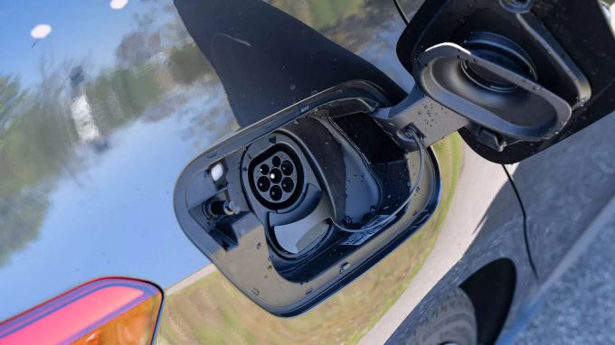 Im Test zeigte der VW ID3 Pro Performance eine gute Ladeperformance mit teils über 100kW Ladeleistung VW ID3 Pro Performance