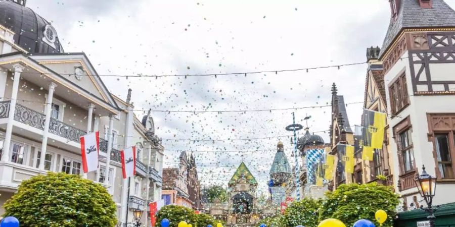 Als einer der ersten grossen Freizeitparks Deutschlands öffnet der Europa-Park in Baden-Württemberg wieder seine Pforten. Foto: Philipp von Ditfurth/dpa