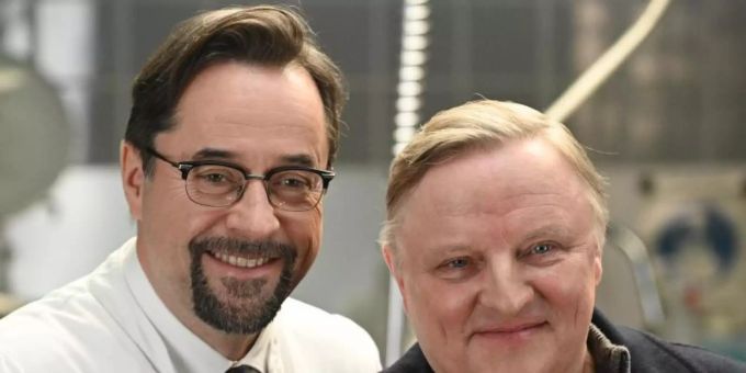 Einschaltquoten weit jenseits der 10-Millionen-Marke - das ist für Jan Josef Liefers (l) und Axel Prahl ziemlich normal. Foto: Henning Kaiser/dpa Einschaltquoten weit jenseits der 10-Millionen-Marke - das ist für Jan Josef Liefers (l) und Axel Prahl ziemlich normal. Foto: Henning Kaiser/dpa