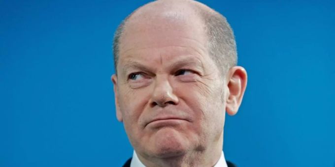 Olaf Scholz nervt seine Nachbarn. Foto: Kay Nietfeld/dpa scholz