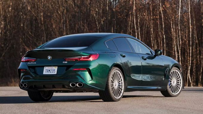 Im Vergleich zum BMW M8 eine zurückhaltende und edle Erscheinung: das Alpina B8 Gran Coupé Alpina B8 Gran Coupé