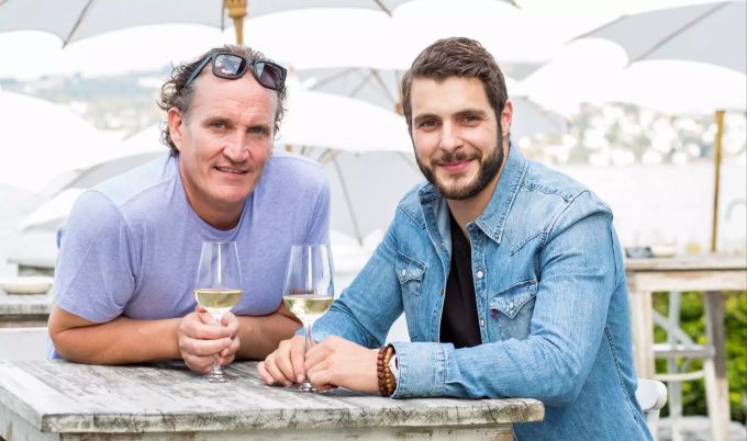 Gastronom Michel Péclard (links) und Geschäftspartner Florian Weber (rechts) können die Corona-Massnahmen nicht nachvollziehen. Michel Péclard Florian Weber